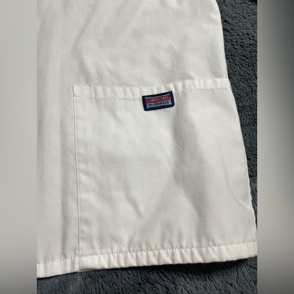 Cherokee scrub jacket 🩺 - Picture 7 of 8